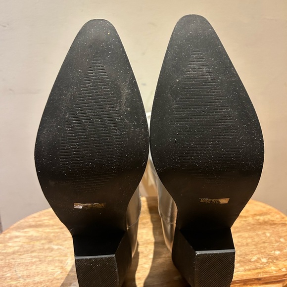 Silver Western-Style Women's Boots - Picture 6 of 6